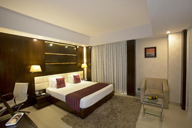 Kings Forth Hotels New Delhi Exterior photo